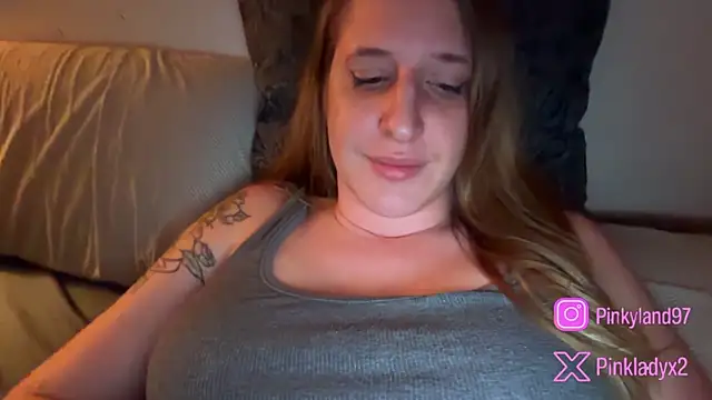 Pinkyladyxxx Live XXX-chat