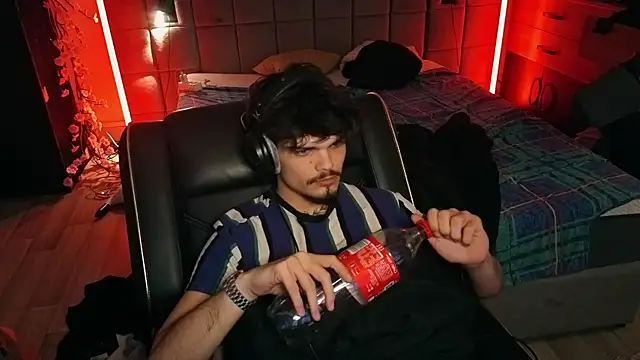 Pokazy przed kamerką – JordanShow