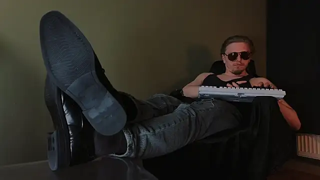 Vincent_Hardman's Live XXX Chat