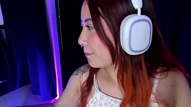 Saelivraen Live XXX chat