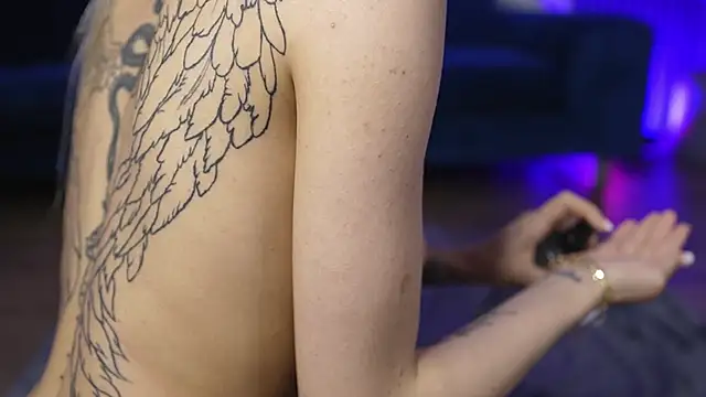 Show modela blondie_muller na web-kameri