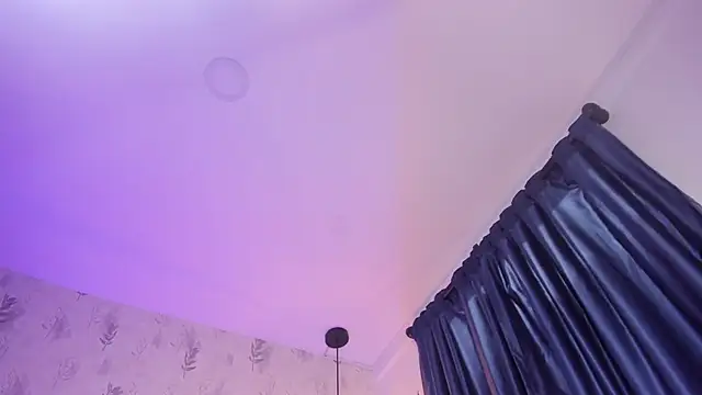 perla7777 Chat XXX in diretta