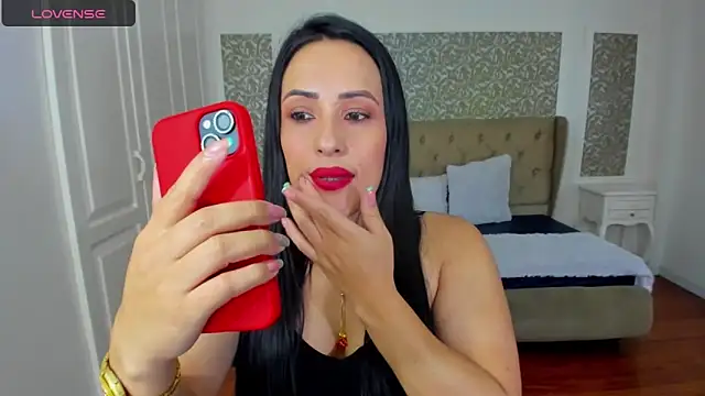 KimWessel_: онлайн-секс-чат