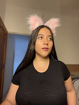 Chat XXX en directo de Nhefertary