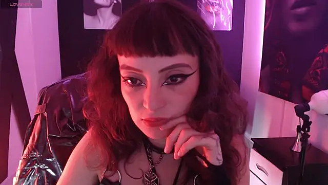 sex_metal_vana's Webcam Show