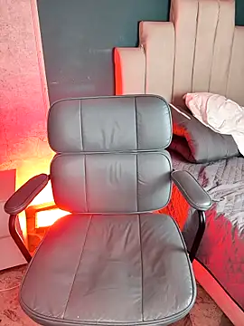 Ian_Valenti Live XXX-Chat