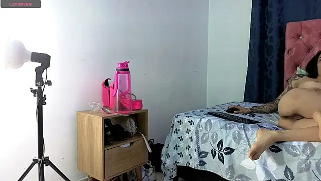 แชท XXX สดของ alissonandamy