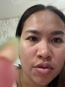 Ponthip Pertunjukan Webcam