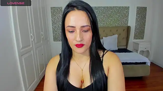 Chat +18 de KimWessel_ ao vivo