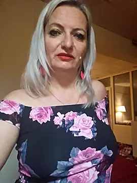 LadyTouch 即時 XXX 聊天