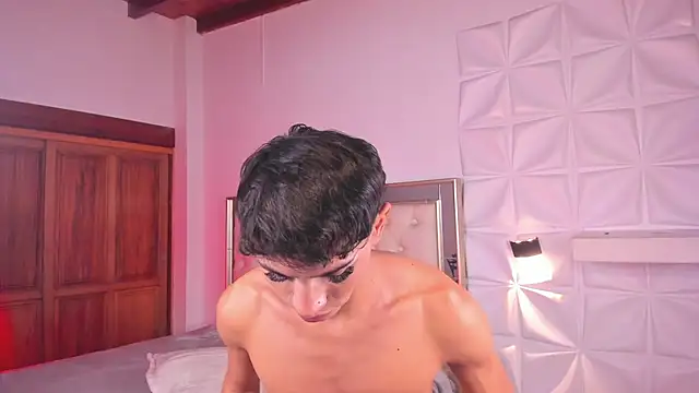 im_sebaslopez's Live XXX Chat