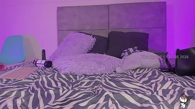 Meg_Kuromi's Live XXX Chat