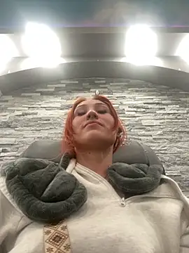 ThornsandHoney webkamerás műsora