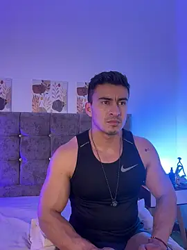 Chris_Clarck 即時 XXX 聊天