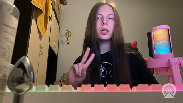 britneylovely 网络视讯表演