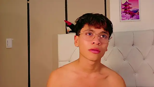 XXX chat uživo modela Ethan_Westt