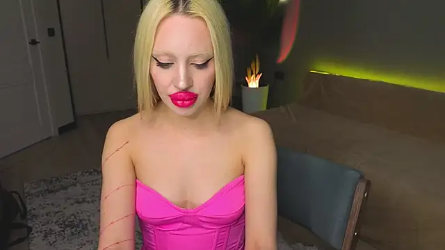 Luna_Beverly Chat XXX in diretta