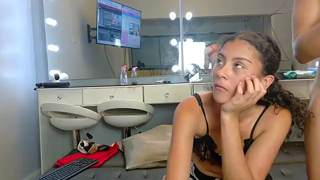 valeriamia68n Webbikameraesitys