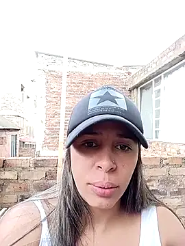 kiki_milu Live XXX Chat