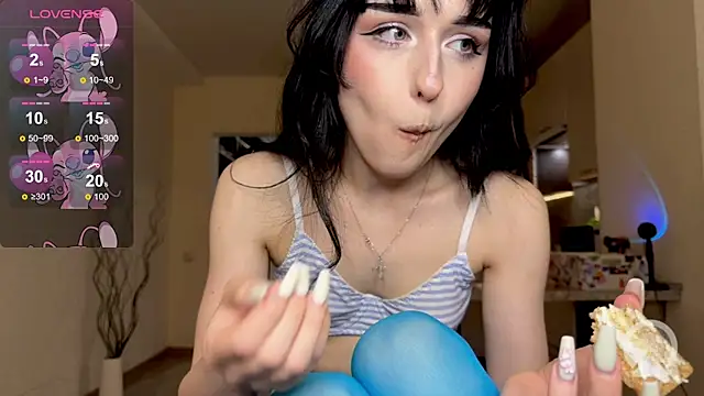 alicelanei 现场XXX聊天