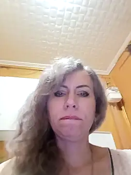 TaynaSecret's Live XXX Chat