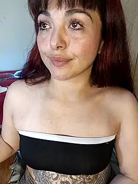 Chat XXX en directo de Winona-miu
