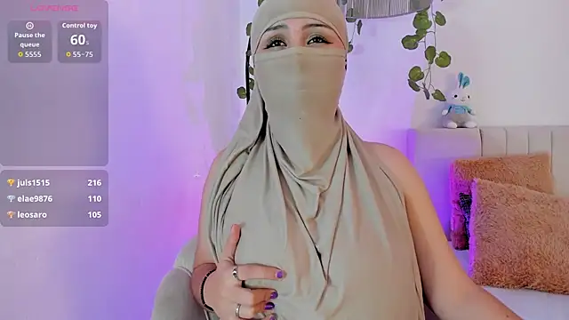 Chatroom XXX en direct de _Amirah