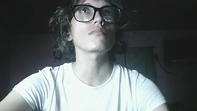 cherryuwu's Live XXX Chat