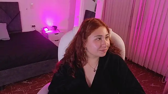 littlee_red Adlı Modelin Canlı XXX Sohbeti