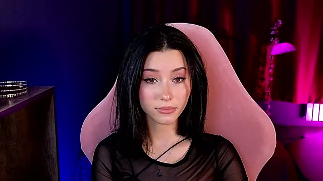 دردشة RedMidnight الجنسية المباشرة