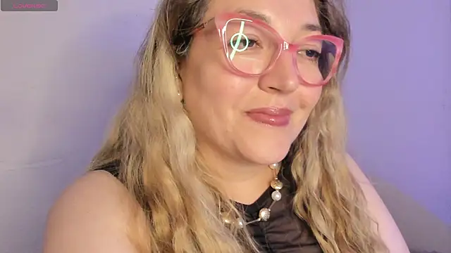 Naty_Mature_'s Live XXX Chat