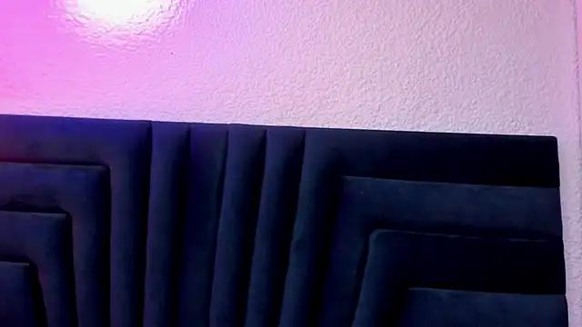 VictoriaRouge_のライブXXXチャット