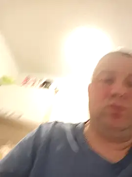 Anatolii_77n Webbikameraesitys