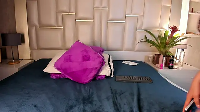 Almajackson élő XXX-chatje