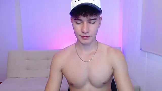 adrian_morelly Live XXX-Chat