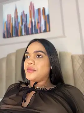 Bella-Ferrer 现场XXX聊天