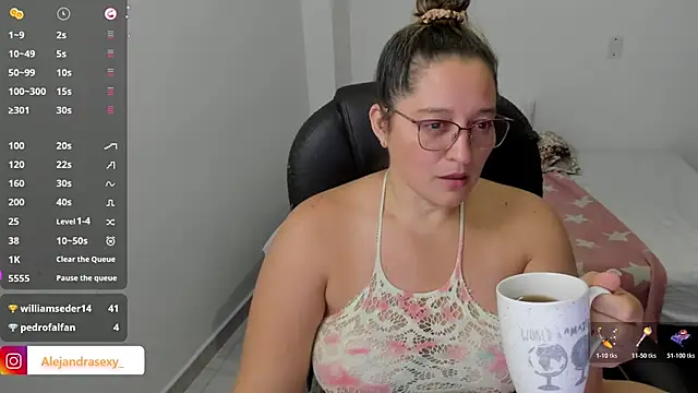 Živý XXX chat alejandra_milf_