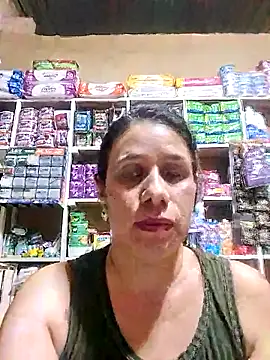 MIA-LARIOS Live XXX-chat