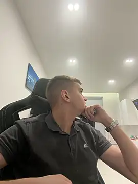 WARDEN_w Live XXX-chat