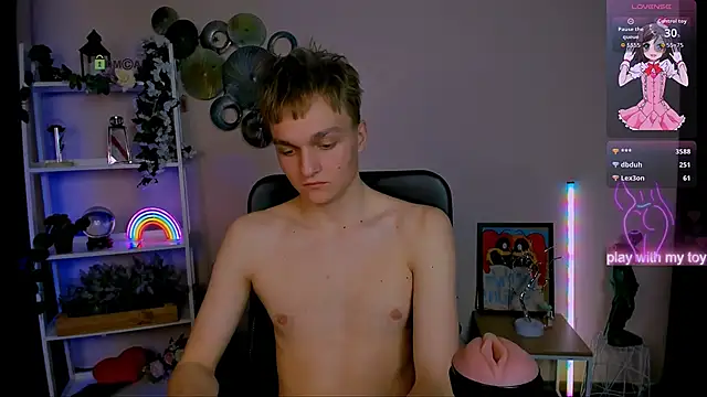 Show modela john_lik na web-kameri