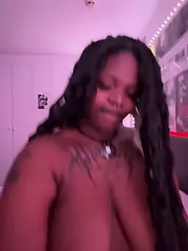 Nyla_xox Webcam-Show