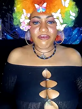 AmazonianMistress' Webcam Show