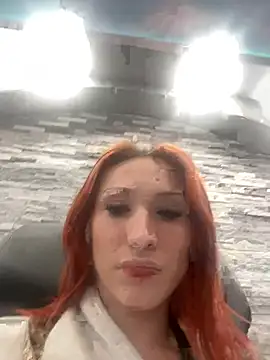 Živý XXX chat ThornsandHoney