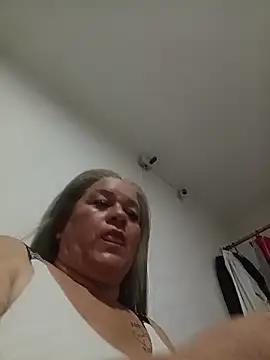 CheekySnowQueen_69's Live XXX Chat