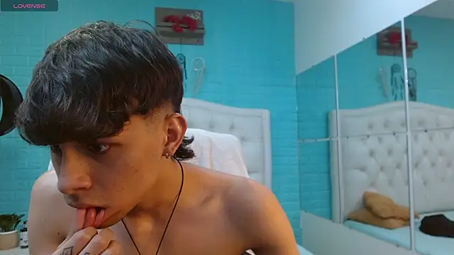 DraxBlade09 即時 XXX 聊天