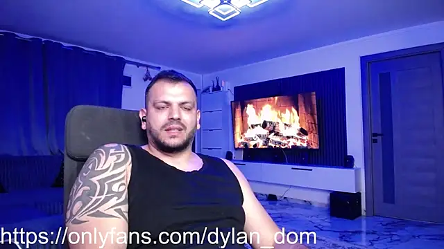 dyllan_dom_'s Live XXX Chat