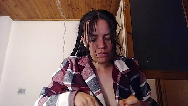 Shanel_Lozano: онлайн-секс-чат