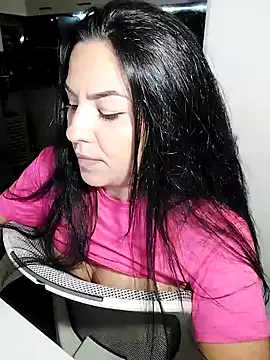 hot-babygirl Webcam show