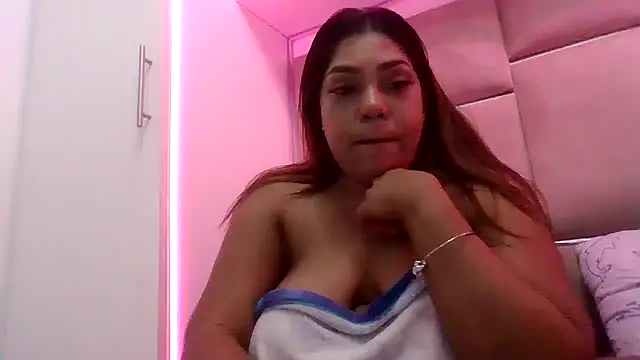 Wet-Spicy_indian_Mum's Live XXX Chat