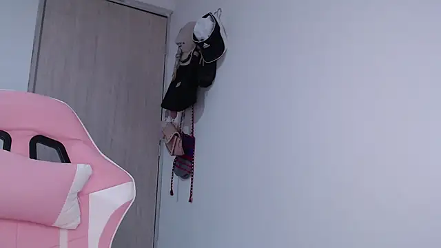 Онлайн чат XXX angel_girl0610